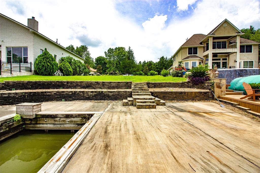 233 Blue Heron Drive, Montgomery, TX 77316