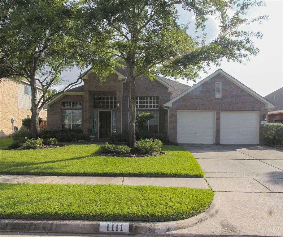 1111 Sugarloaf Drive Spring, Texas This lovely one-story home features three-bedrooms, three-full baths, and is located in amenity rich Gleannloch Farms. Take in the open and spacious split floor plan and high ceilings throughout the home. The kitchen boasts a huge skylight and Silestone counter tops. Additional upgrades include a newer roof as of 2016, recently installed wood looking tile floors, solar screens and built-in cabinetry in the spacious two-car garage just to name a few. The large master bedroom has an ample walk-in closet and an ensuite master bath, with a jacuzzi jetted garden tub and a separate walk-in shower. The backyard oasis has an extended concrete patio with a cover for grilling and a separate retractable cover to enjoy spending the day in the sun or the shade. Gleannloch Farms has plenty of amenities to enjoy such as three pools, a 27-hole golf course, an equestrian center, three baseball fields, two soccer fields, lighted tennis courts, stocked lakes, a boathouse, a fitness center and more.