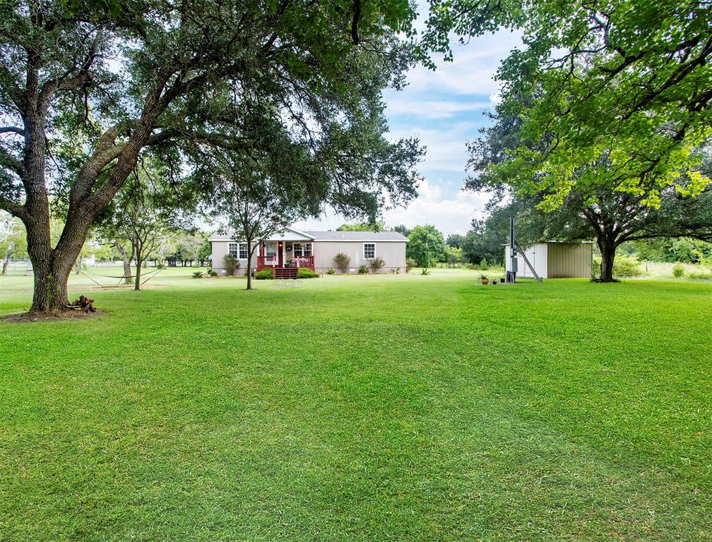 19130 Calvert Lane, Alvin, TX 77511