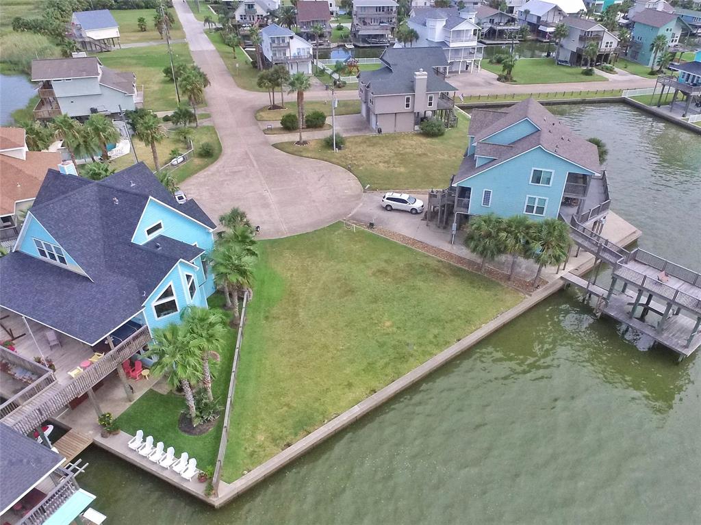 3719 Laguna Drive, Galveston, TX 77554