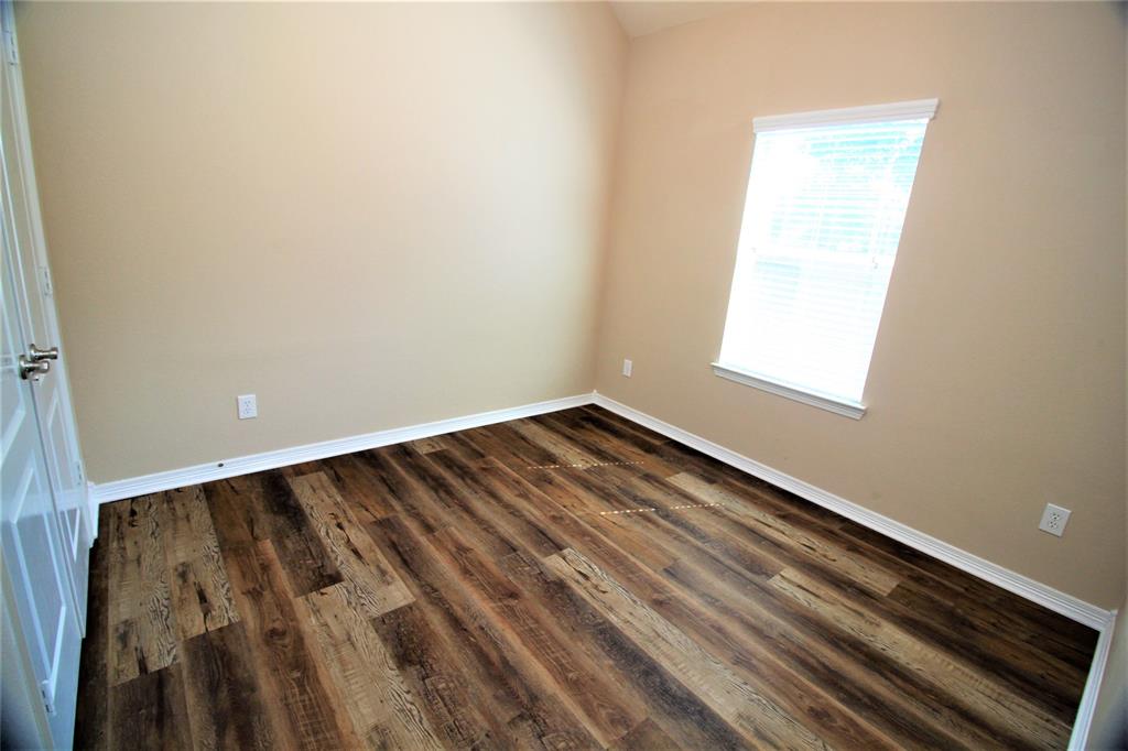 2047 Lulach Lane Conroe Tx 77301 Nan And Company Properties