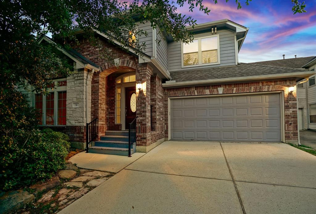 51 Marble Wood Place The Woodlands, Texas What a great location, just minutes from I-45 and Market Street! This gorgeous two story home for lease in Grogan's Forest features new paint, new flooring on 1st floor and new carpet upstairs! Roof replaced in 2015. Open floorplan with two story vaulted ceiling entry, island kitchen w/gas cooking and tile flooring (refrigerator, washer & dryer included) opens to breakfast room and den with fireplace. Study with built-ins & French doors; formal dining; Large master retreat down with separate shower and whirlpool tub. Game room and two guest bedrooms up; Spacious, fenced backyard features a covered patio & full sprinkler system.