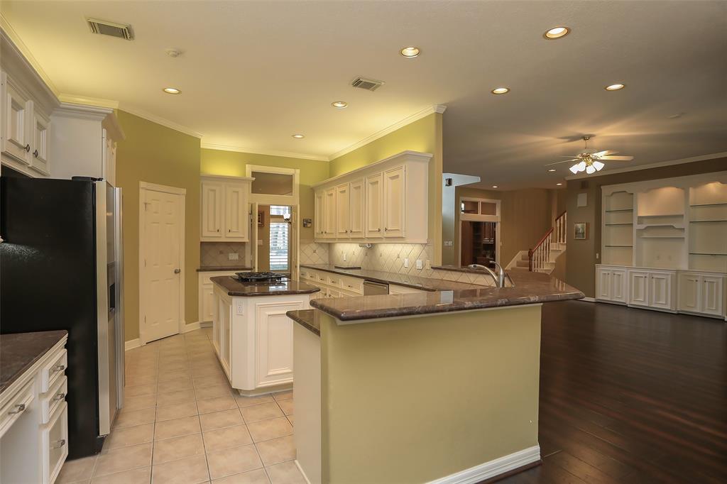 6923 Amber Court