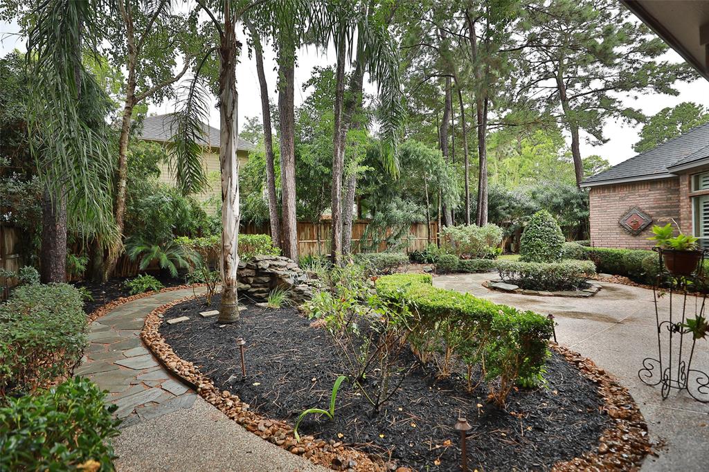 6923 Amber Court