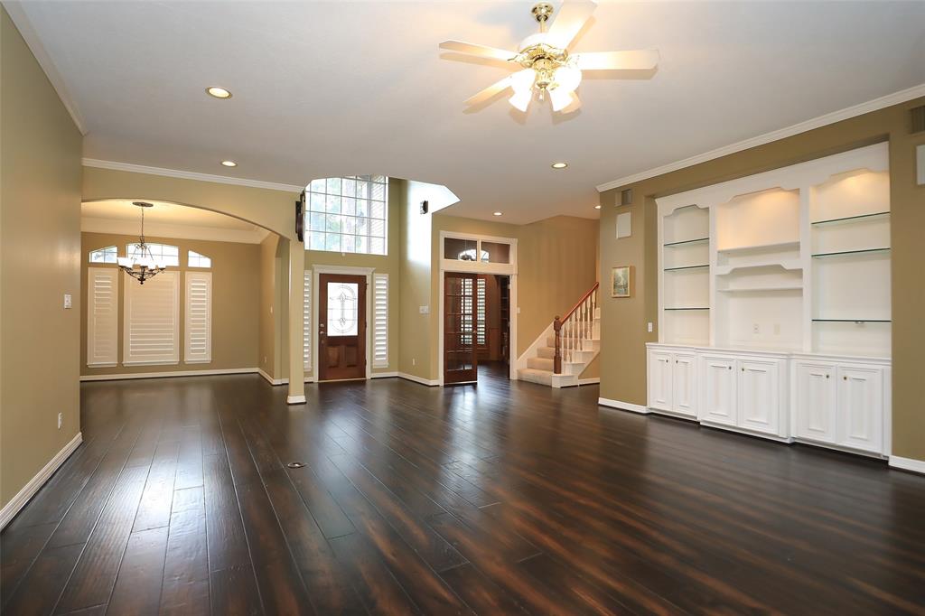 6923 Amber Court