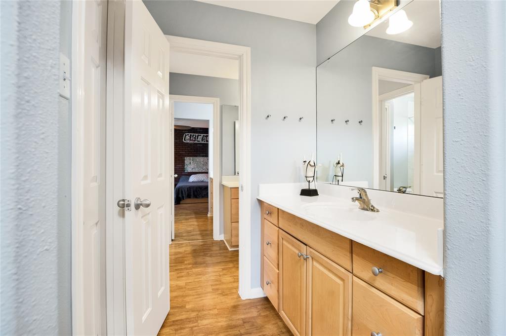 1403 Magnolia Bend