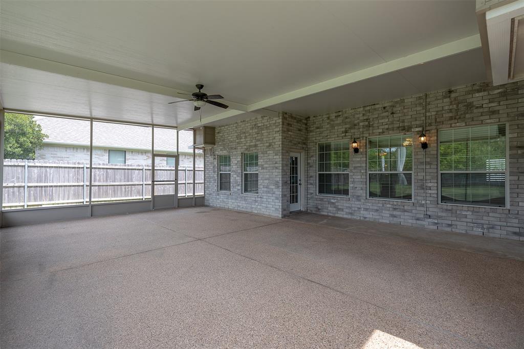 This screened-in porch is living proof that "everything is bigger in Texas."