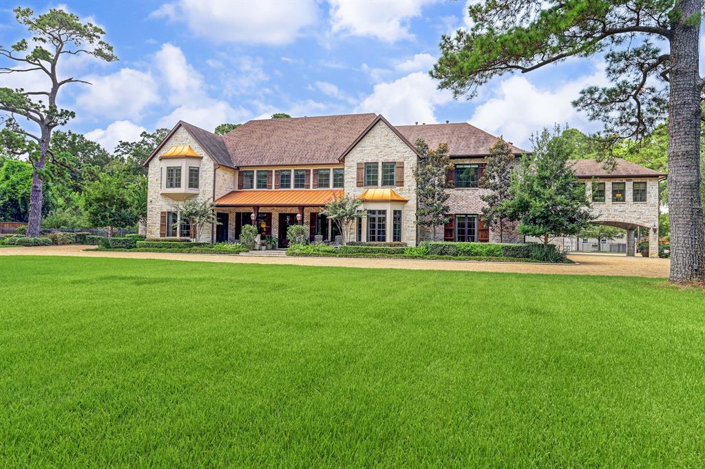 21 W Rivercrest Drive, Houston, TX 77042