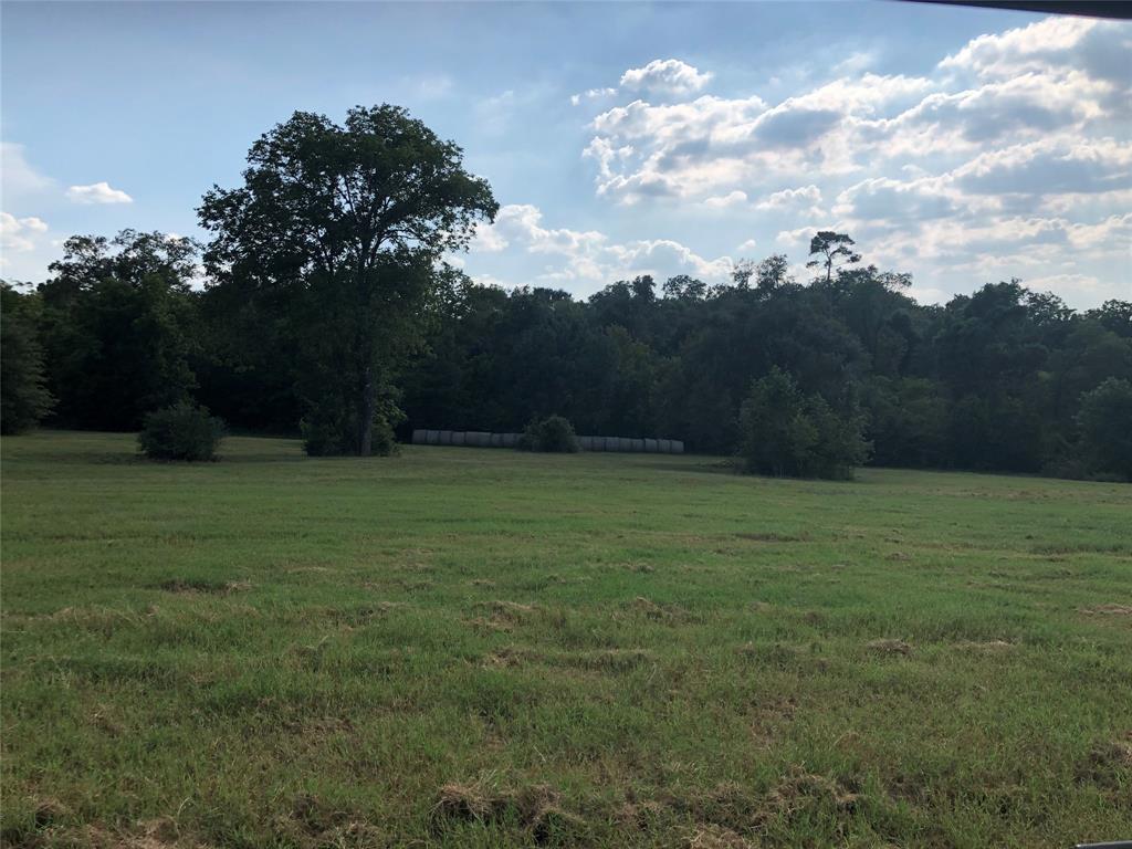 7392 Pecan Hills, Plantersville, TX 77363