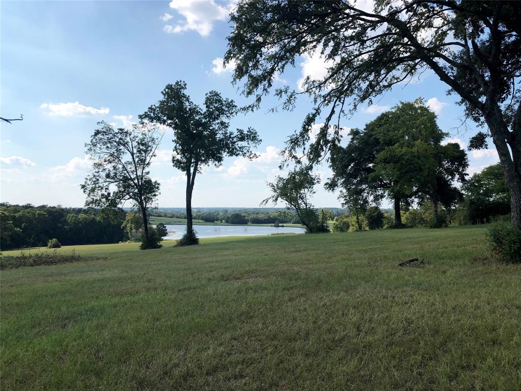 7392 Pecan Hills, Plantersville, TX 77363