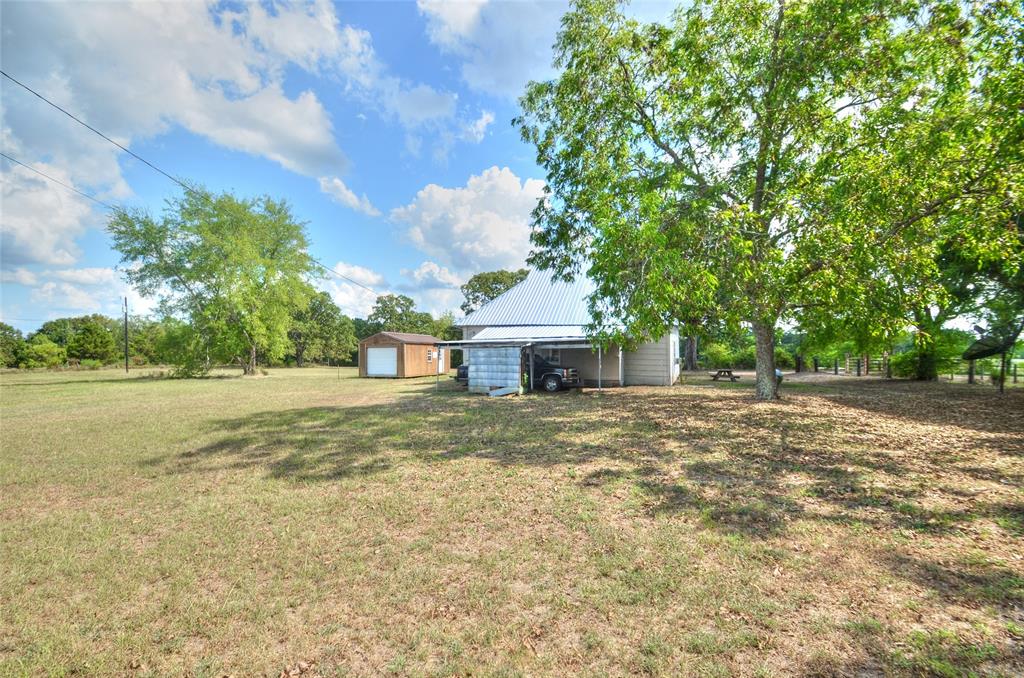 8876 County Road 453 W, Laneville, TX 75667