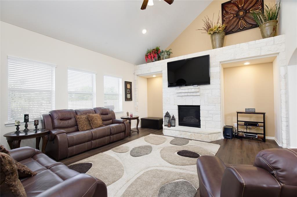 9711 Wincrest Drive