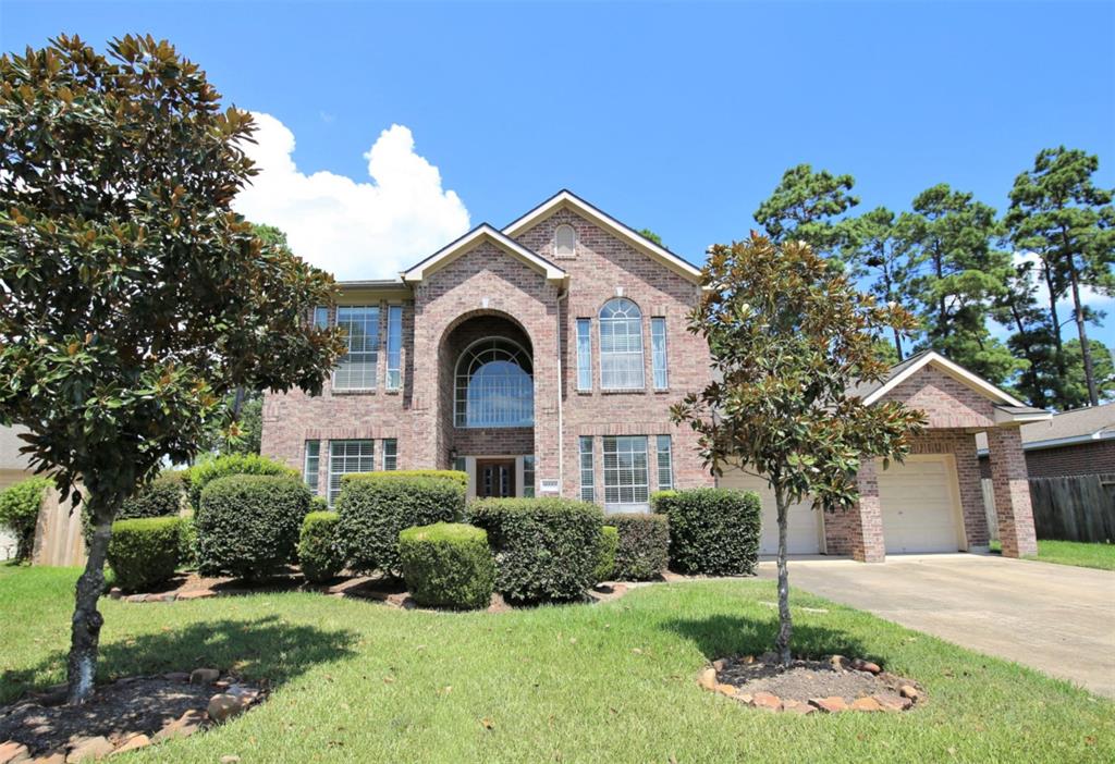 9222 Memorial Grove Spring, Texas A classic, two story, four bedroom house, separate living and dining, carpet, central ac and heat, two car garage, fenced back yard, $300 deposit, same day approval and lease signing available, thank you!