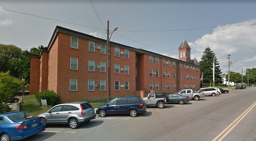 Rental For Rent 1 Room 1 Bedroom 1 Bathroom Price 450 29389 Real Estate Services