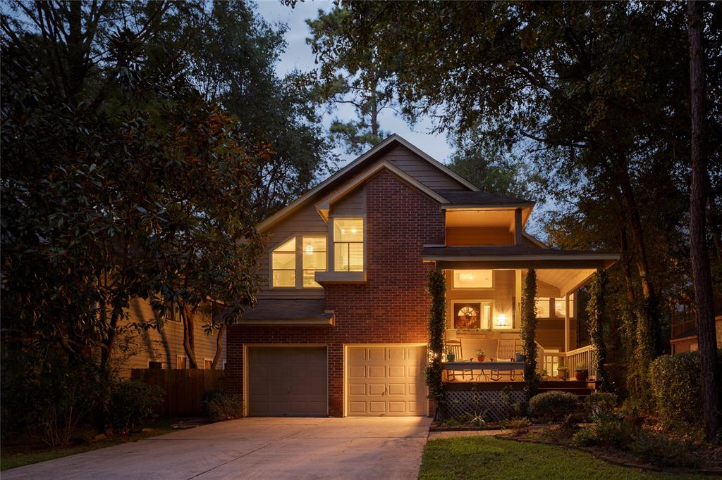38 N Wilde Yaupon The Woodlands, Texas So much to love about this highly sought-after split-level "Treehouse"
model. This home exudes warmth, hospitality, and friendliness.
Some of the highlights include:
-Totally updated interiors with new floors, paint
-Large kitchen with lots of counter space and storage
-Updated bathrooms with freestanding vanities
-Large raised front porch with rocking chairs
-Screened-in shaded balcony for cool, bug-free summers
-Open-air dining patio with strung lights for evening ambiance