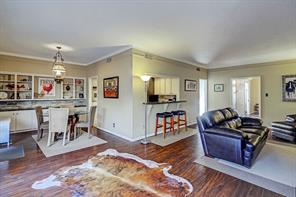 7535 Chevy Chase Drive #8