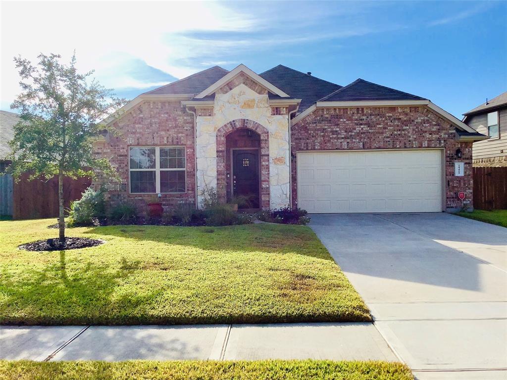 24423 N Newcastle Bay Trail Spring, Texas ***$300 off of 1st month rent when moved in by December 15!!!! Come take a look and fall in love with this beautiful 4 bedroom, 1 story, open floor plan home. This home is loaded with everything you need! The kitchen has 42" cabinets and granite countertops. All stainless steel appliance are included! Home comes with water sprinkler system, tankless water heater, and FREE access to the neighborhood pool. Backyard has plenty of room to entertain. Just minutes away from Grand Parkway, Shopping & Dining. Pets are allowed case by case basis. *** Ask me about our **NO SECURITY DEPOSIT & **NO PET DEPOSIT programs!!!
