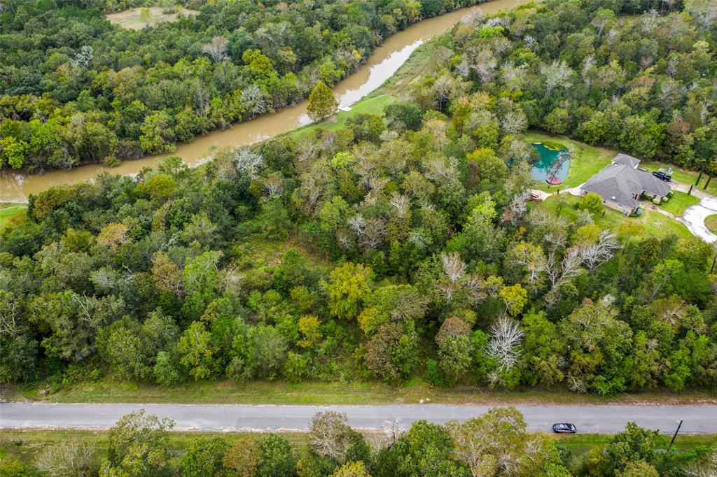 0 Chocolate Bayou Drive, Alvin, TX 77511