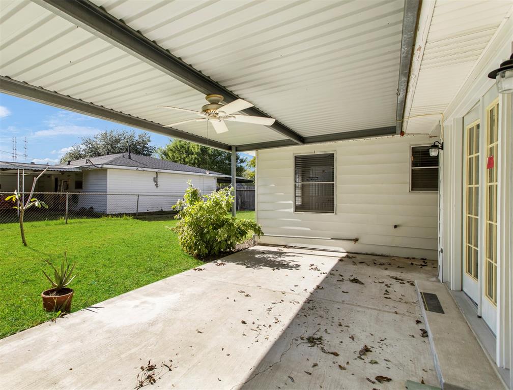411 Burke Road, Pasadena, TX 77506