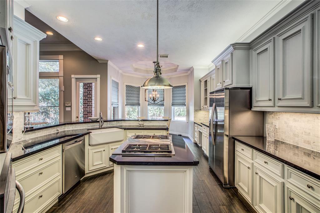 19 Empire Forest Place The Woodlands Tx 77382 Har Com