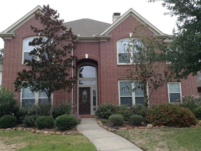28410 Jonsport Lane Spring, Texas Move in ready home in great location and amazing neighborhood! Loaded with features that will make you smile!! Make this home your dream home!