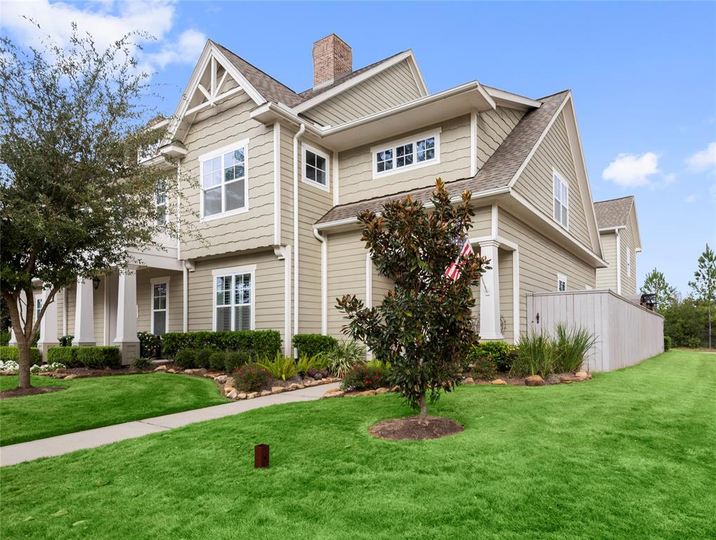 162 Kendrick Pines Boulevard The Woodlands, Texas ONE OF A KIND LIBERTY BRANCH TOWNHOME w/ FULL APARTMENT above the garage w/4th BEDROOM, sitting area, bath, KITCHENETTE and huge walk in closet. You will love the totally WALKABLE NEIGHBORHOOD! This home has tons of upgrades you won't find in other units including an open ISLAND KITCHEN w/ WHITE cabinets, filtration system, stainless appliances (refrigerator, 5 burner gas cooktop & built-in single oven) beautiful wall of BUILT INS in informal dining area w/ WINE COOLER, WINE & GLASS RACK plus tons of deep storage cabinets, STUDY with French doors, open family, MASTER DOWN with California Closet & totally REMODELED BATH with dual sinks, soaking tub w/ shower, Travertine & granite. Wrought iron staircase leads up to the GAME RM & 2 BEDROOMS w/shared BATH. The BACKYARD also has a SIDE YARD which no other Townhome has, complete w/ dog in-ground waste system. Keyless entry on front and back, tons to storage including finished out under stairs closet, 2 car garage w/storage and more.
