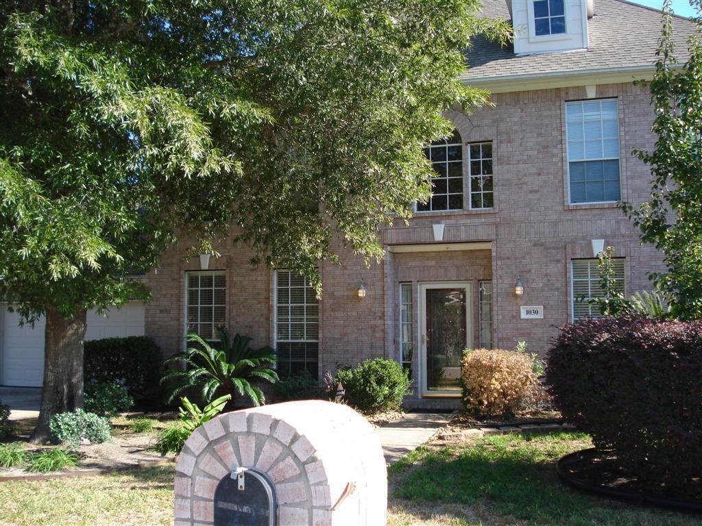 1030 Forestburg Drive Spring, Texas Spacious 4 bedroom 2 1/2 bath with 3 car garage. Beautiful wood floors and tile in the kitchen and bathrooms. Dual sinks in the Master bath. Serene back yard makes you feel close to nature with no rear neighbor's and gorgeous covered patio.