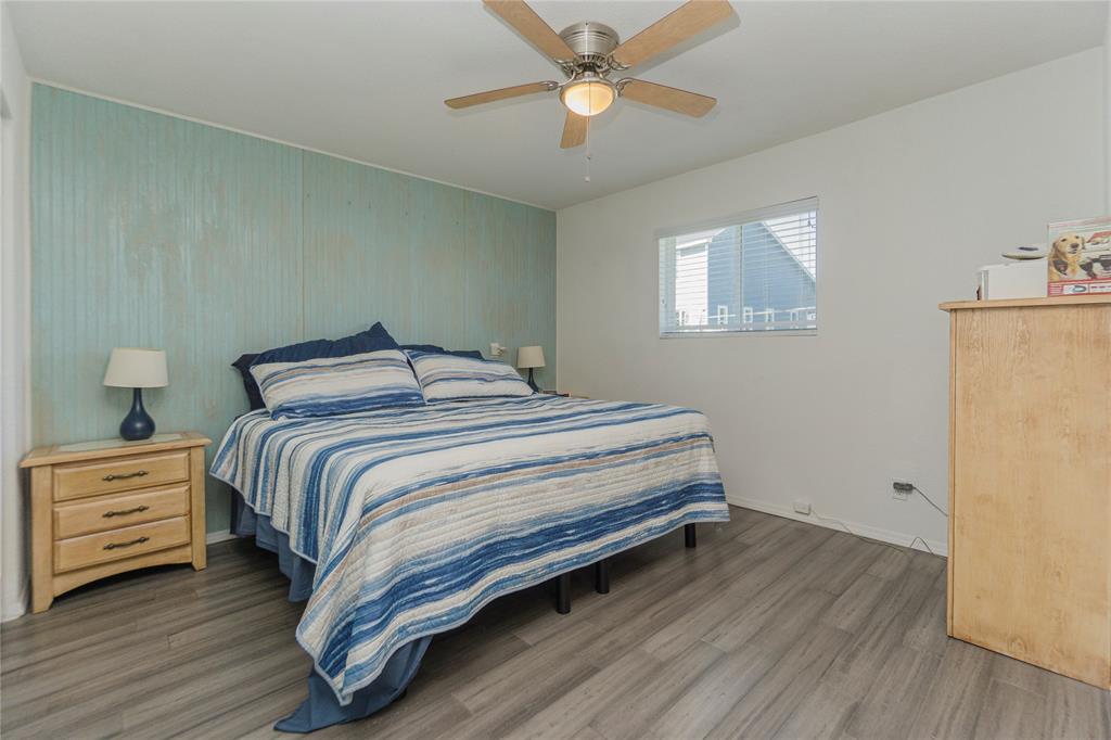 3928 Uno Drive Galveston Tx 77554 Har Com