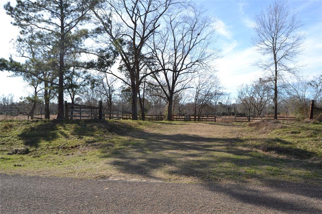 949 FM 1309 Lovelady, Texas PERFECT HOME PLACE!
If you’re looking for a great property perfect to put that new home in the Lovelady ISD, this is it! There are several great home-sites and nice pond. This property is mostly open with lots of road frontage on FM 1309 and is fenced and cross-fenced. Water is in place electricity is available. Bring your cattle or horses and see what this 31.234-acre tract can offer you!
