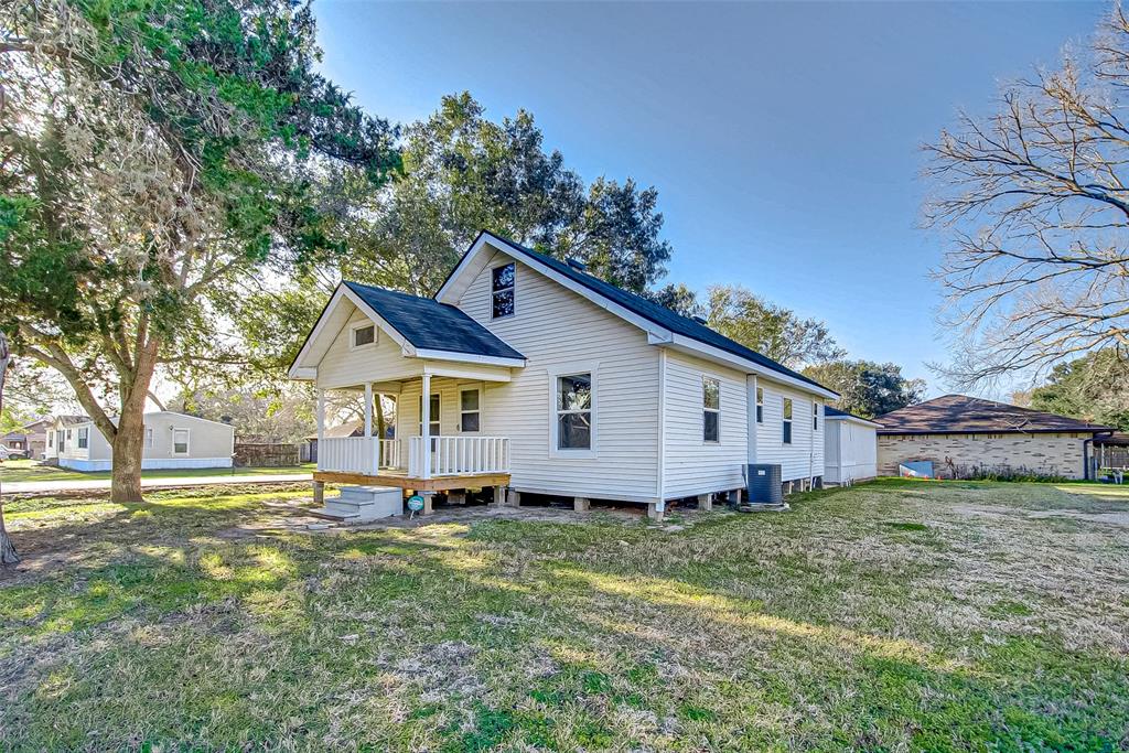 8414 Schendel Street, Needville, TX 77461