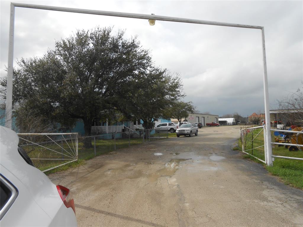 2502 1 Fm 1942 Road, Crosby, Texas 77532, 1 Room Rooms,2 BathroomsBathrooms,Single-family,For Sale,Fm 1942,37991319