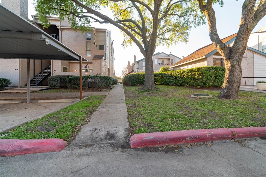 10855 Meadowglen Lane 609, Houston, TX 77042