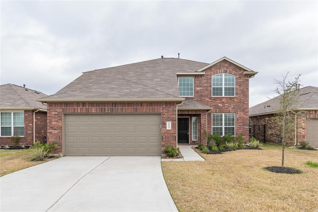29639 Clover Shore Drive Spring, Texas The Wheeler floorplan is a fantastic 4 bedroom, 2.5 bath, two story home. Spacious first floor master suite with a huge walk-in closet. Gameroom, large living room, and formal dining area make this home perfect for entertaining. Features wood-grain vinyl plank flooring, two car garage, fenced backyard, and a sprinkler system. LAWN MOWING IS INCLUDED! Lease terms vary from 12 to 23 months depending upon available end dates. The specific options for the lease expiration date will be determined when the security deposit is received.