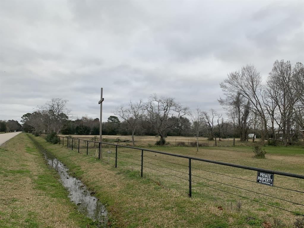 3916 Sherri Lane Crosby, Texas WOW!!! 4 Acres for sale in Crosby!!! 620 feet of road frontage, mature trees surrounding the property, stall barn in great condition, property fully fenced and cross fenced, pond, and much more!! Please do not enter the home. All showings must be accompanied by agent.