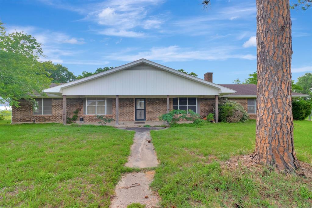 5730 FM 154, Flatonia, TX 78941