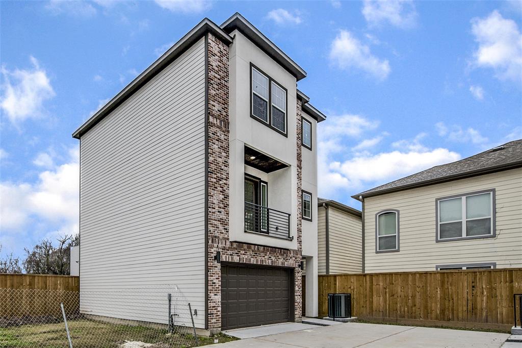 5934 Petty Street A, Houston, TX 77007