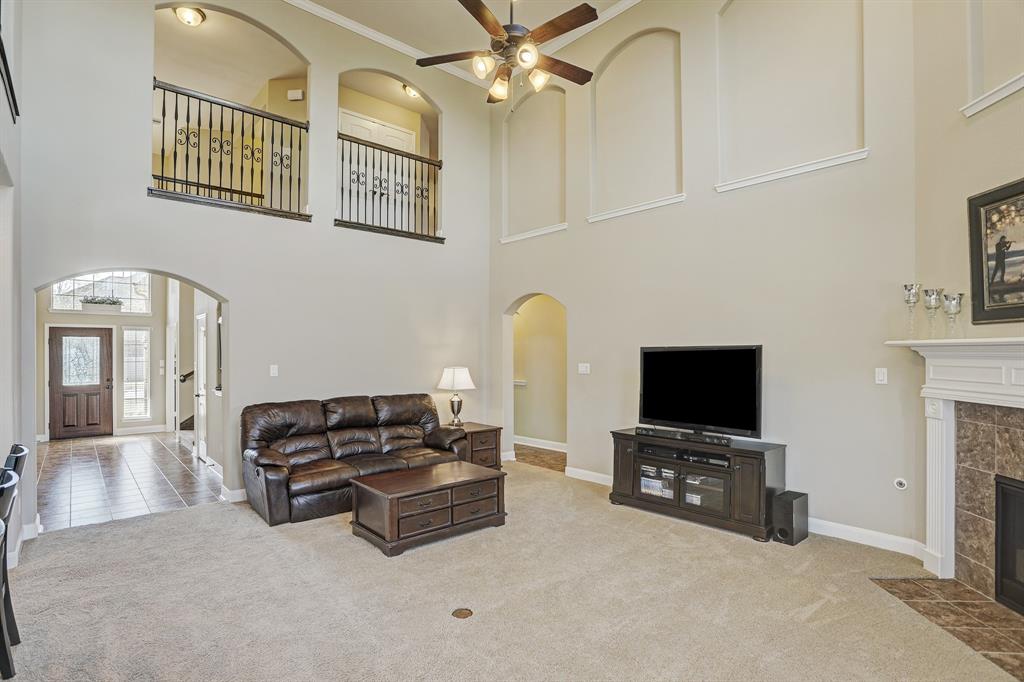 Large living room with gas fireplace