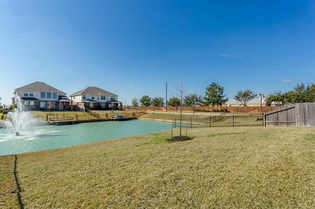 24335 Marcello Lakes Drive, Katy, TX 77493