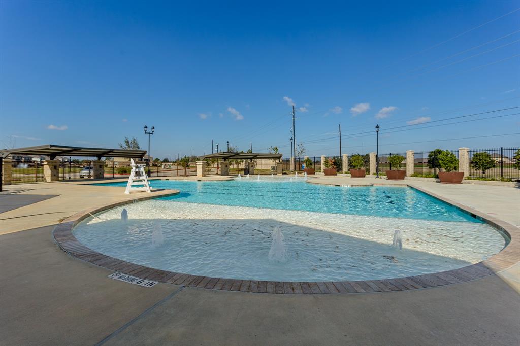 24335 Marcello Lakes Drive, Katy, TX 77493