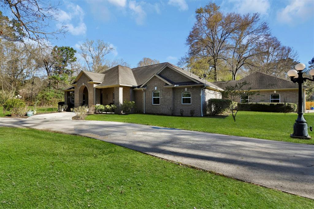 17186 Northcrest Cir, New Caney, TX 77357