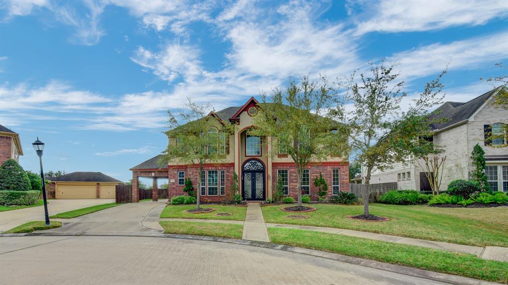 11904 Southern Trails Court, Pearland, TX 77584