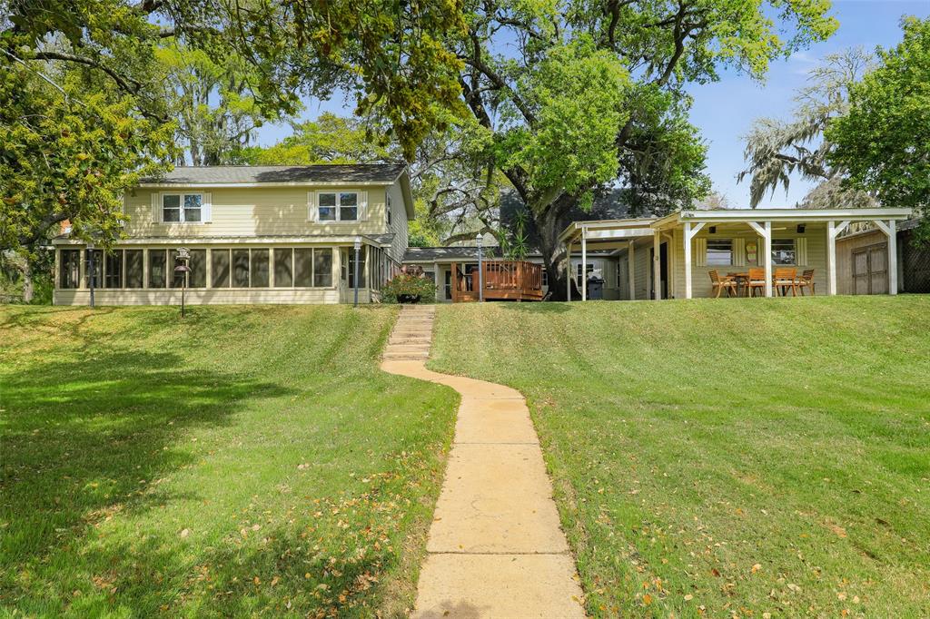 1641 Private Road 652, Sargent, TX 77414