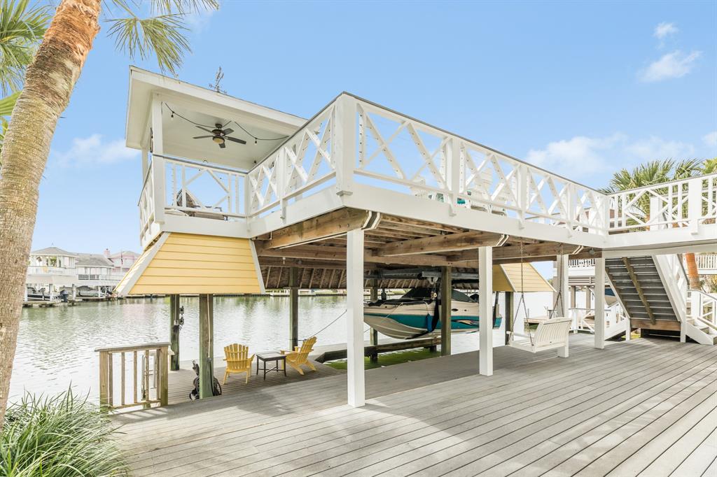 3519 Christmas Tree Point Road, Galveston, TX 77554