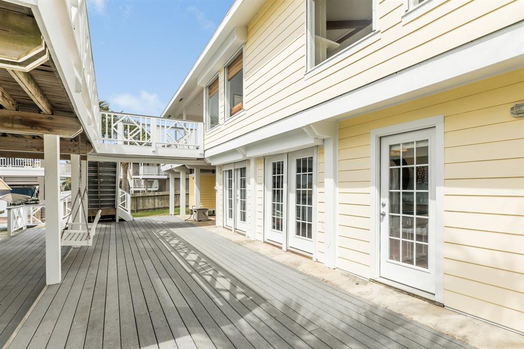 3519 Christmas Tree Point Road, Galveston, TX 77554