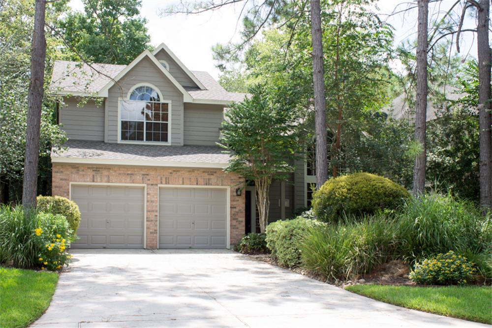 84 Lakeridge Drive The Woodlands, Texas This wonderful central Woodlands location is within walking distance of the Panther Creek and the Cochrans Crossing Shopping Centers, plus David Elementary. Beautiful kitchen with granite countertops, wood floors, and updated stainless steel appliances. KITCHEN REFRIGERATOR, WASHER & DRYER INCLUDED! High ceilings in the den with lots of windows and natural light. Lots of patio space in the back yard and LAWN MAINTENANCE INCLUDED!!