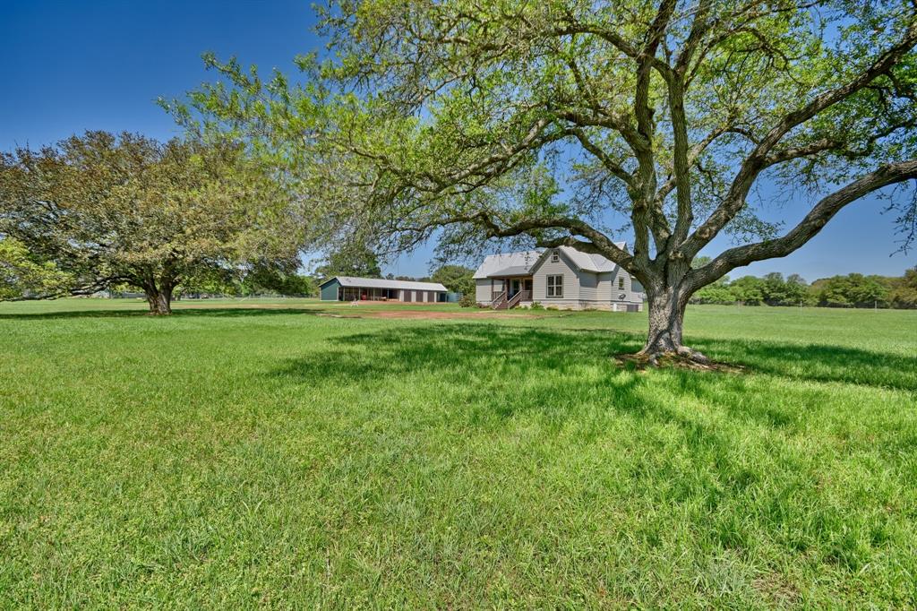 13792 Fm 1094, Cat Spring, TX 78933