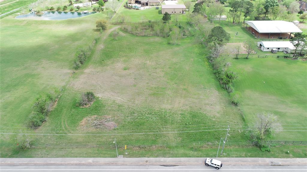 3 Dixie Farm Road, Pearland, TX 77581