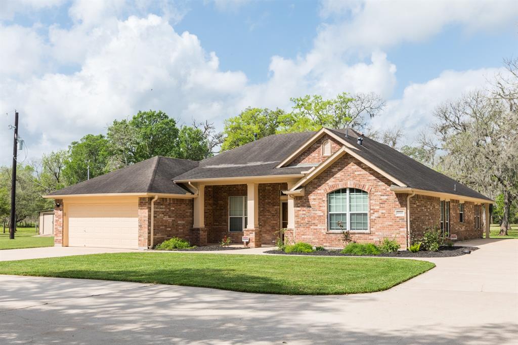 16920 County Road 39 Rosharon, Texas Beautiful One Story home with 4 bedroom 2 1/2 bath on 10.638 unrestricted acres in Rosharon TX. You will love the Open Concept with Split Floor Plan. This property features updates Kitchen with Granite Countertops, New Gas Range, Island with Breakfast Bar, & Custom Cabinets. Large Master Bedroom. Master Bath with Custom Walk-in Shower. Study/Office has built in Cabinets with Gun Safe. Property is fully fence and lots of concrete for additional parking. Workshop has Carport Area for Parking, Large Roll Up Doors on Front and Back, High Ceilings, & Outside Cover Storage Area. Storage Area could be used for Parking Recreation Vehicle, Lawn Mower or Converted into Stalls. Water is ran few different places on the property for Cattle or Horses. Land Currently in Ag Status. Home did flood in 2016 and 2017 (Harvey). Call for an appointment today.