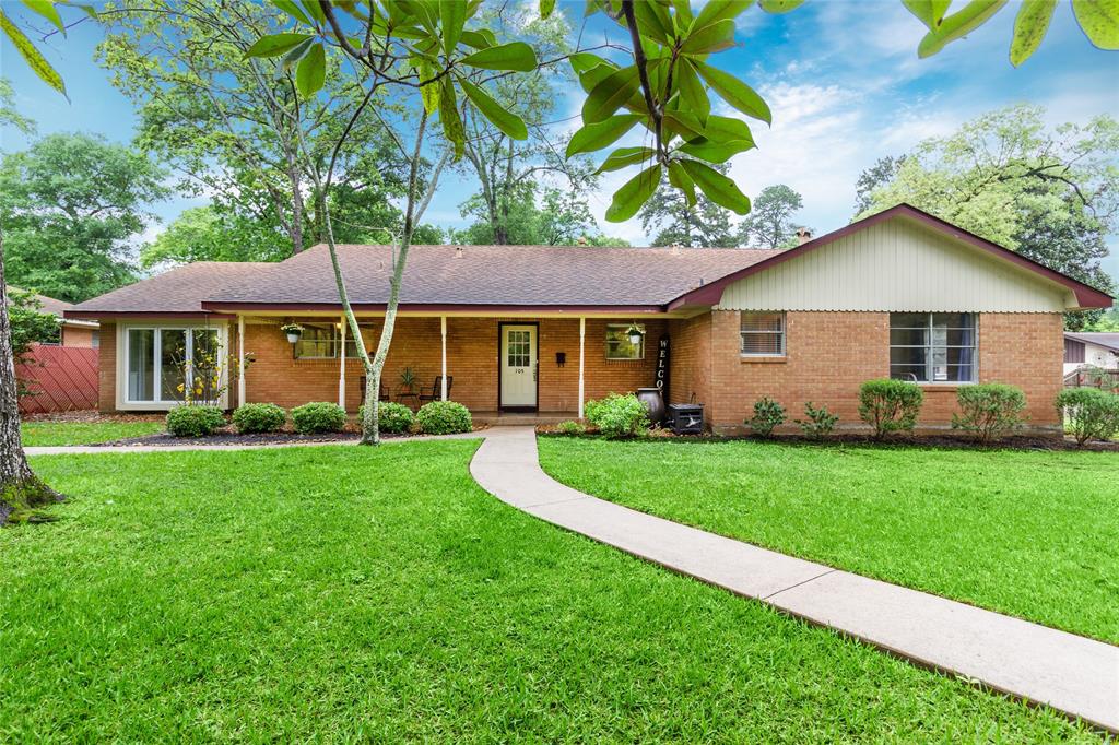 105 S Delmont Drive E Conroe Tx 77301