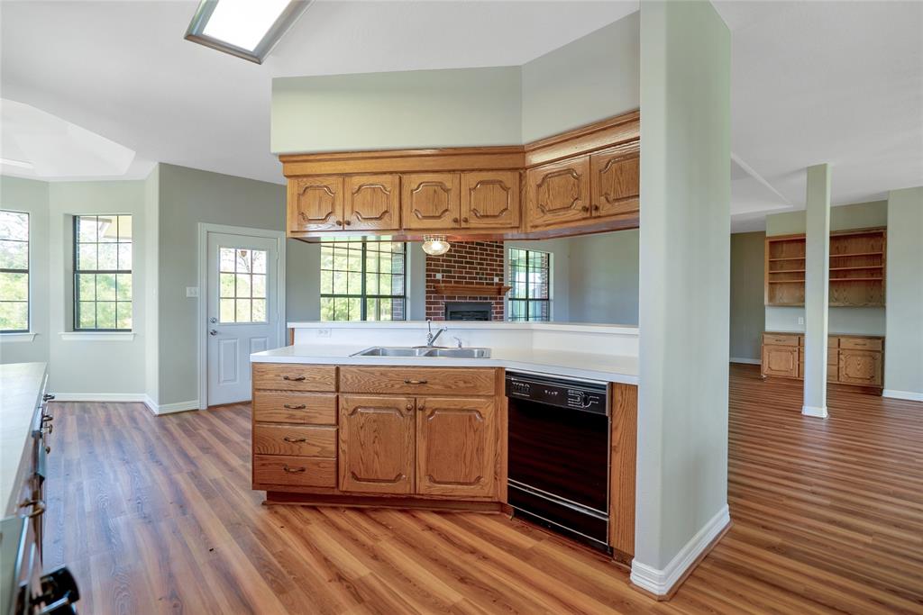 13107 Shepard Hill Road, Willis, TX 77318